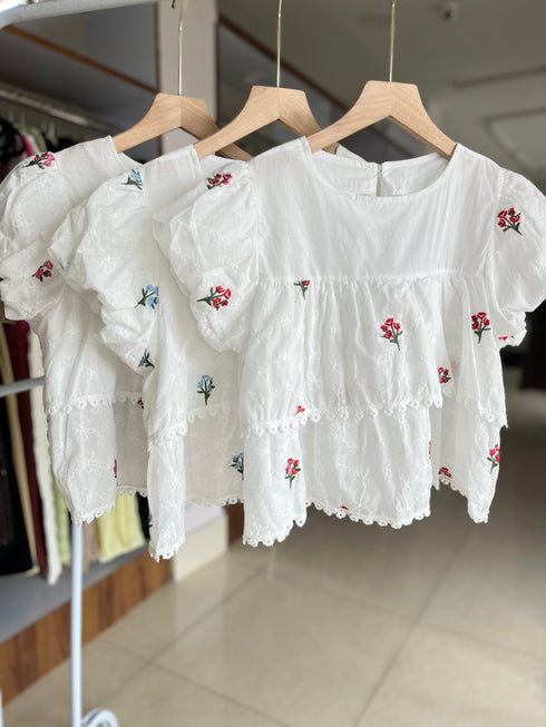 Sweet Round Neck Floral Embroidered Flounce Tops